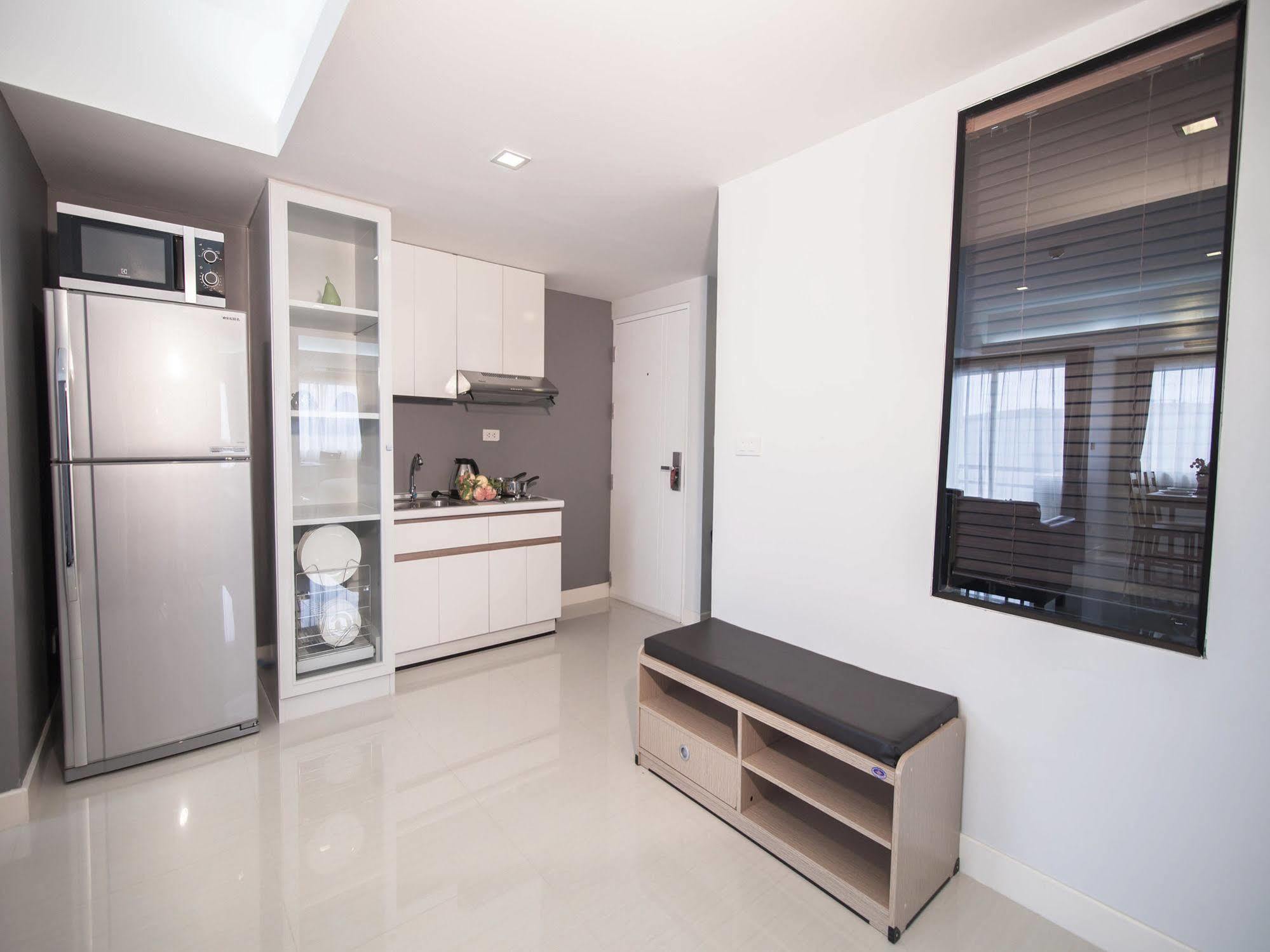 Racha Residence Si Racha Exterior foto